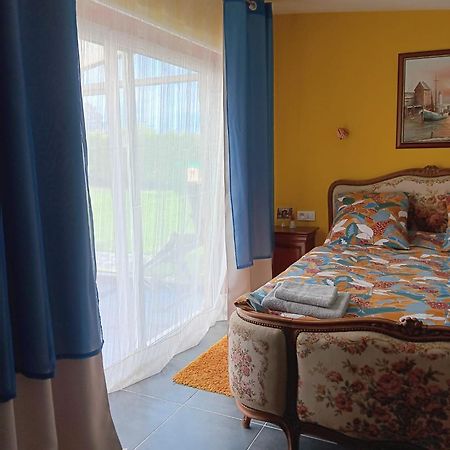 ホテル Chez Vladimir Criquebeuf-en-Caux エクステリア 写真